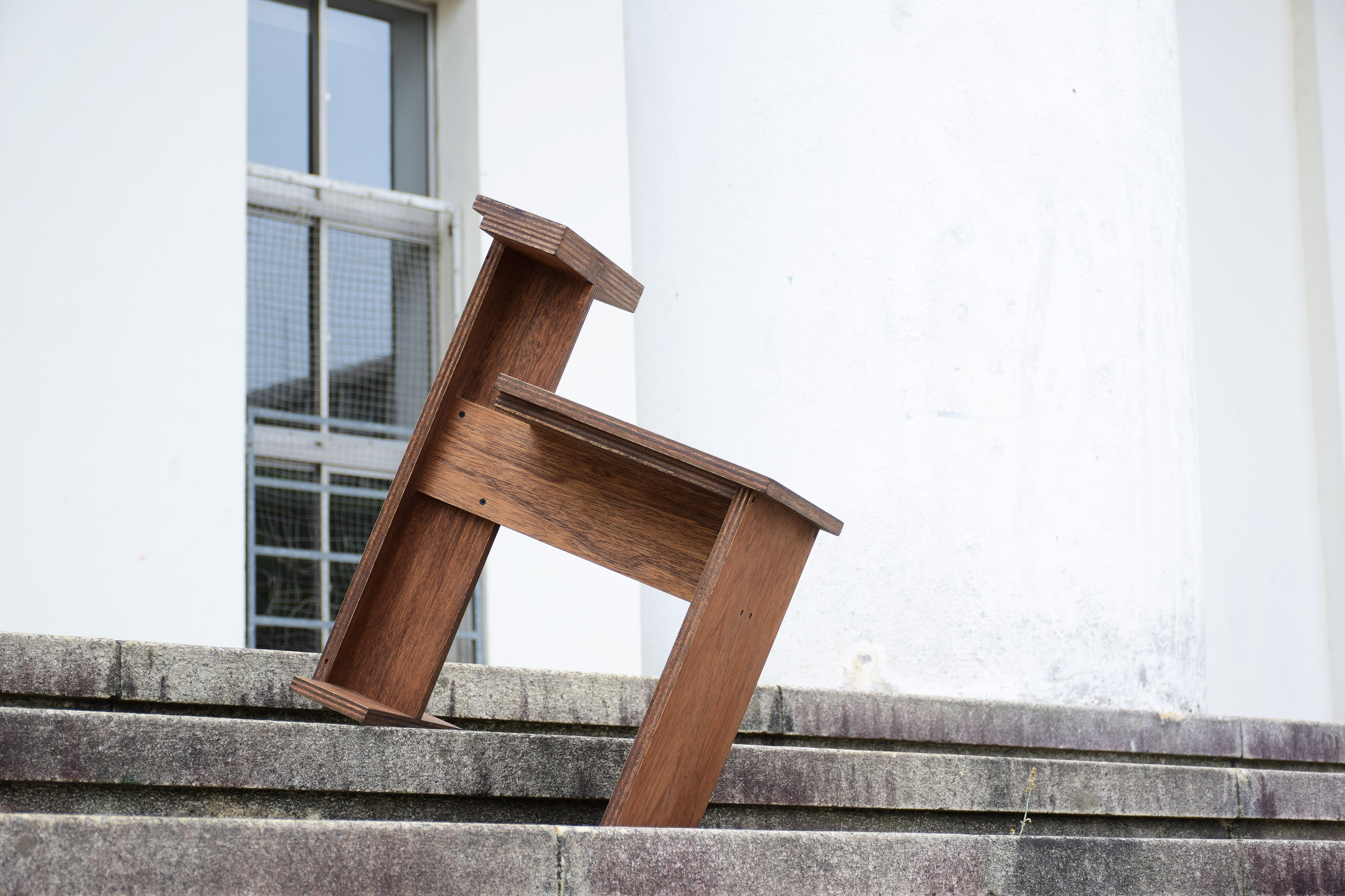 pedestal02_07