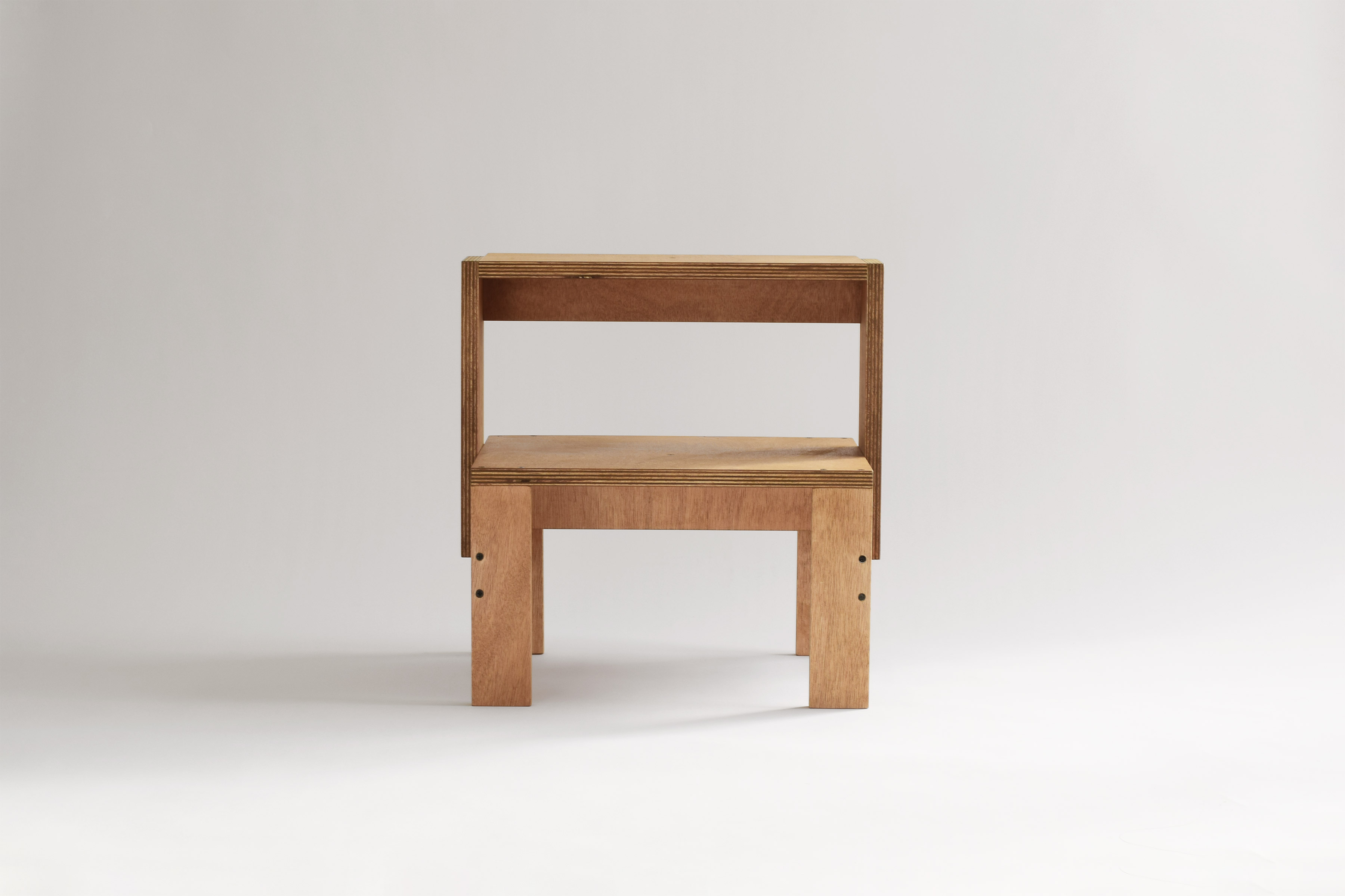 pedestal05_03