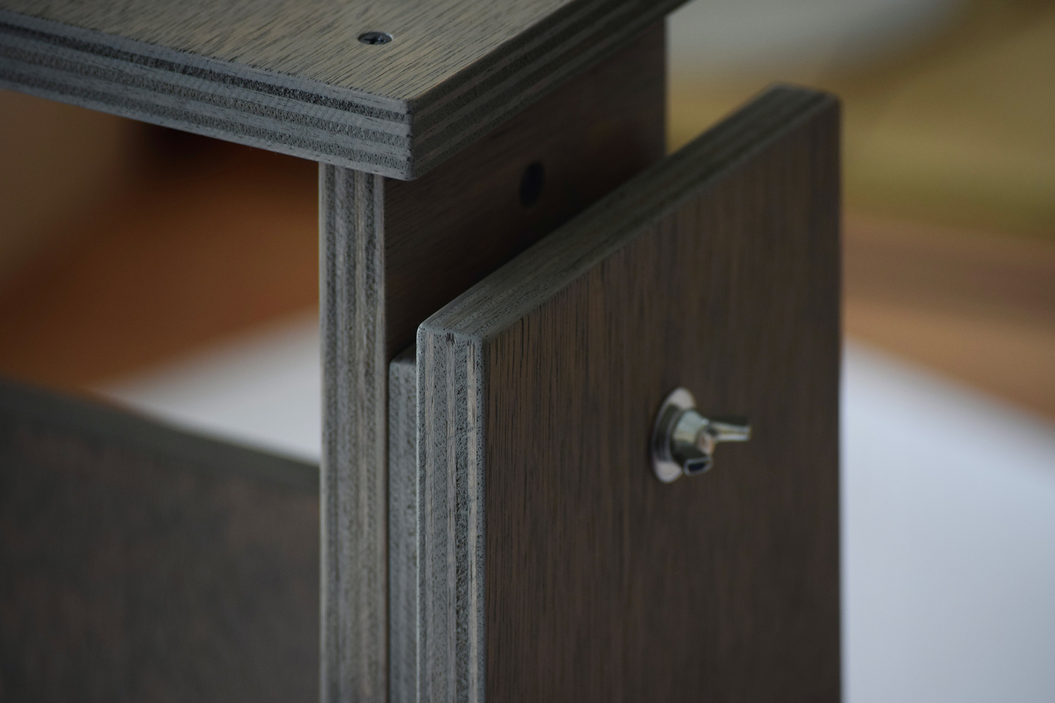 pedestal06_05