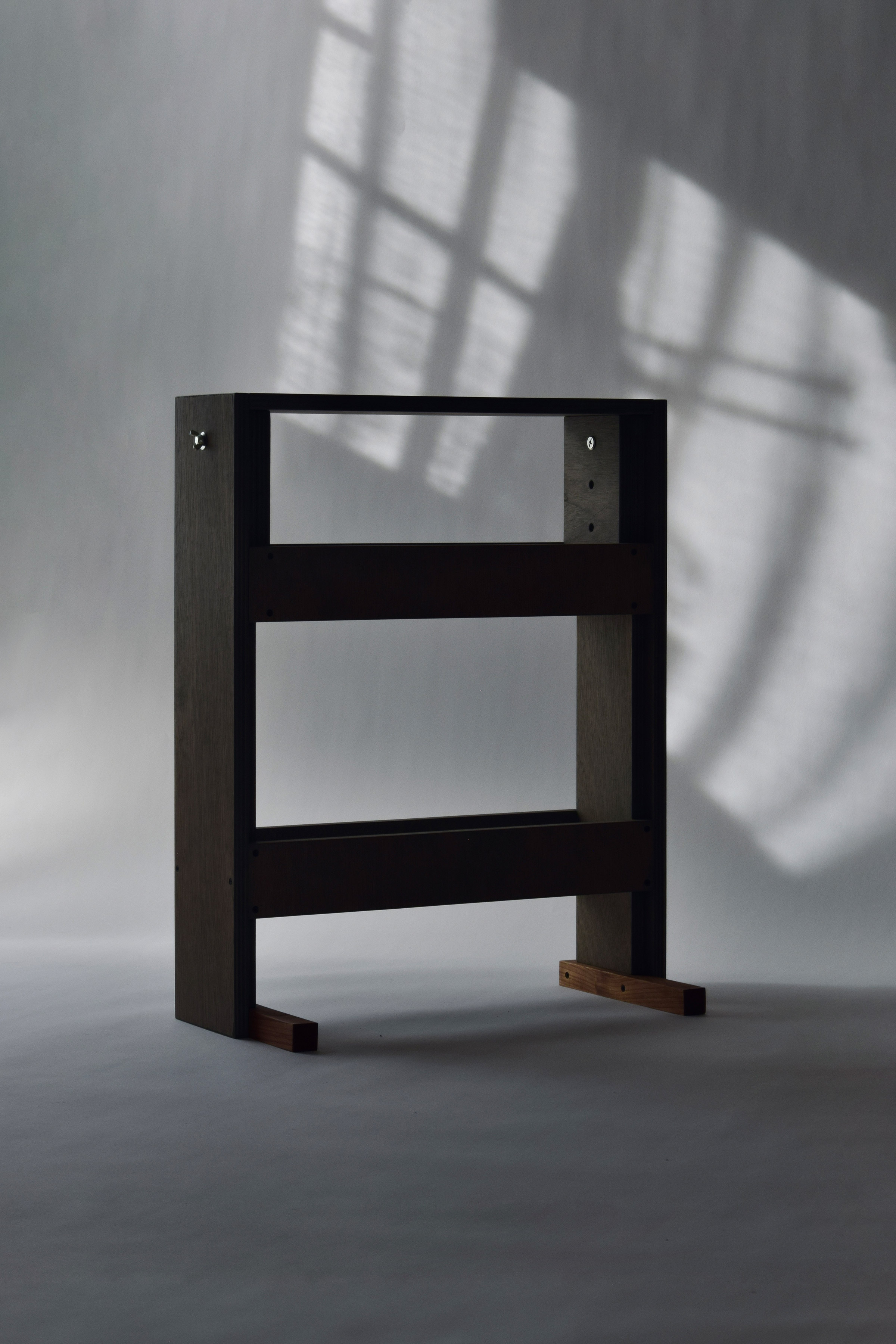 pedestal06_06