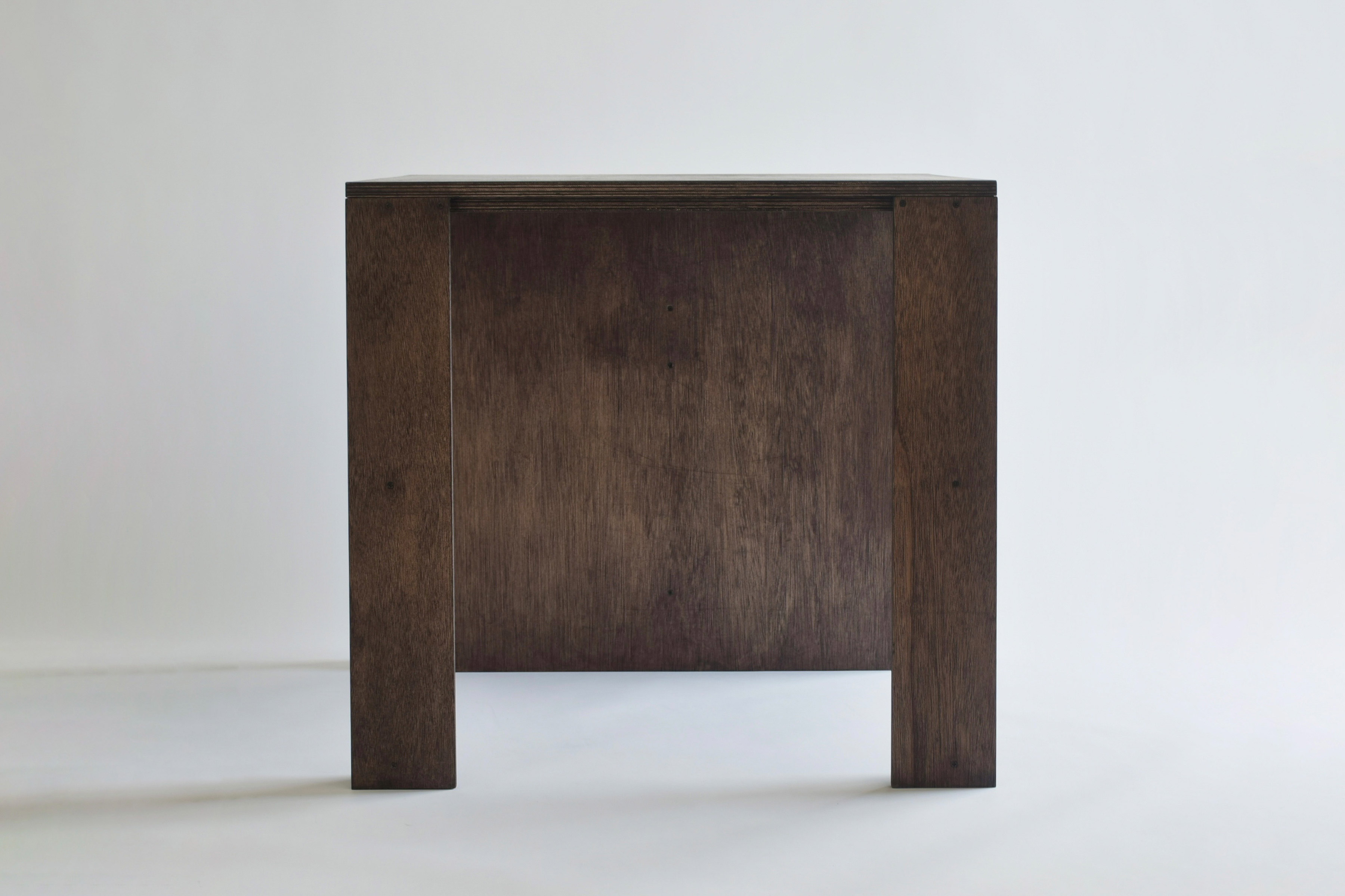 pedestal08_04